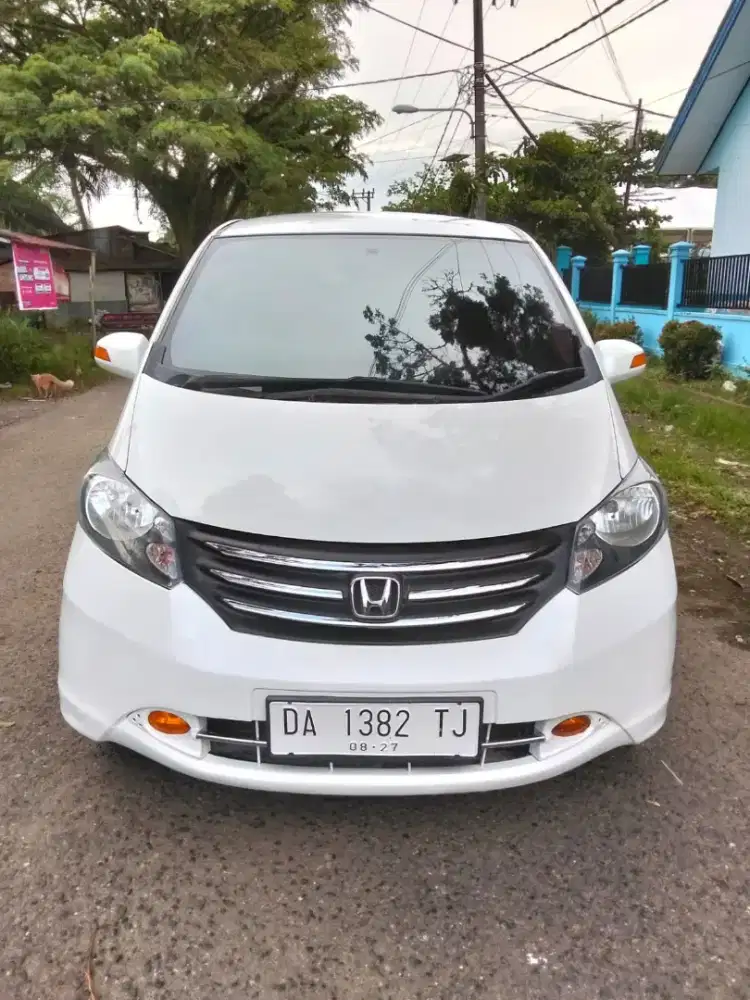 Freed 2011 Psd ac digital