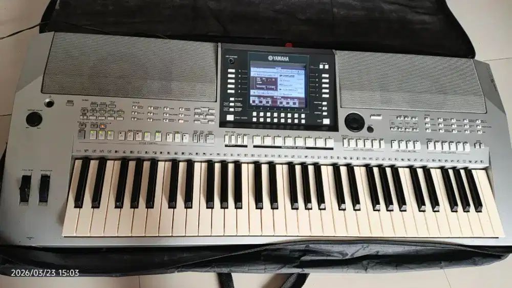 Di jual Keyboard Yamaha PSR S 710