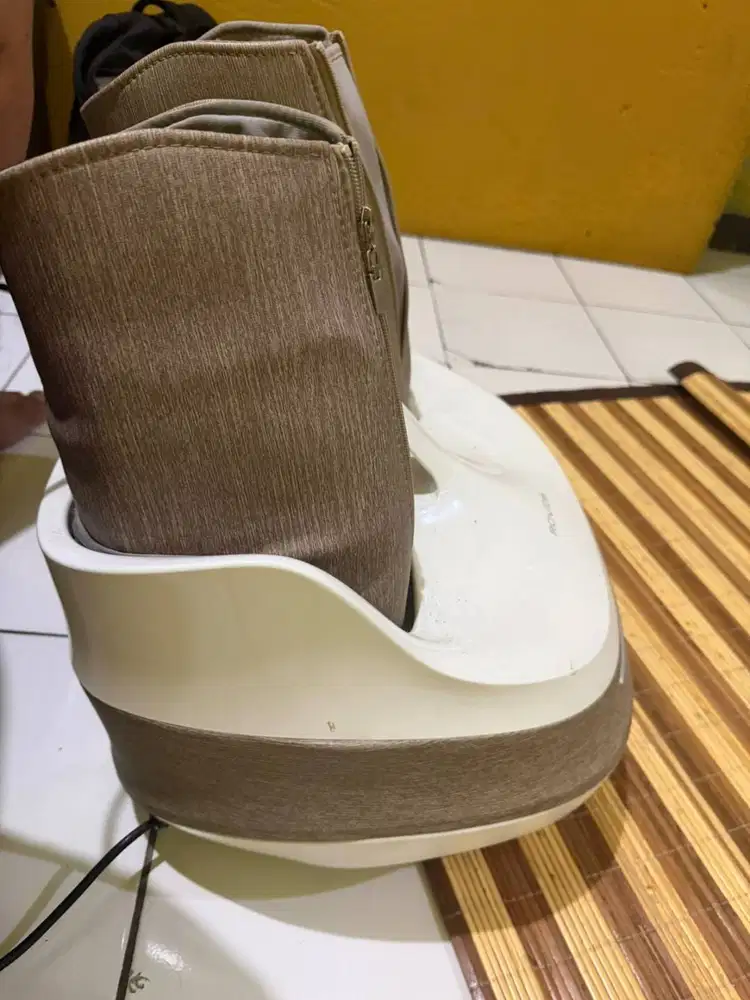 Kursi Pijat Rovos 24-L-000813