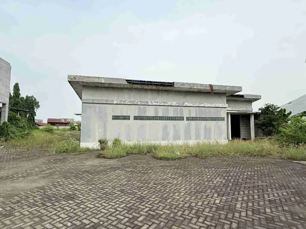 Dijual Tanah dan Bangunan Cocok Untuk Usaha lokasi Jalan Kletek Taman Sidoarjo