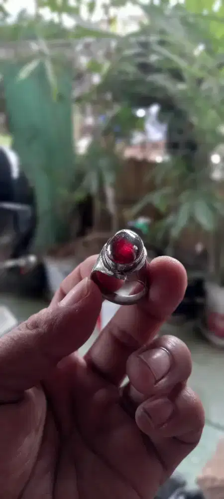 Cincin batu akik merah siam