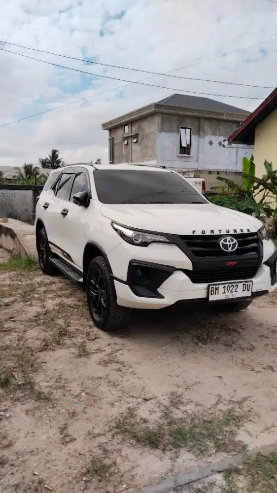 Fortuner 2.4 TRD 2019