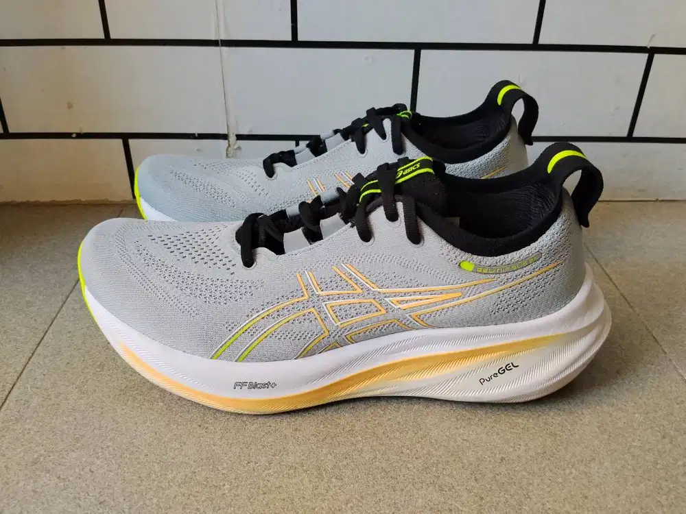 Sepatu running ASICS Gel-Nimbus 25