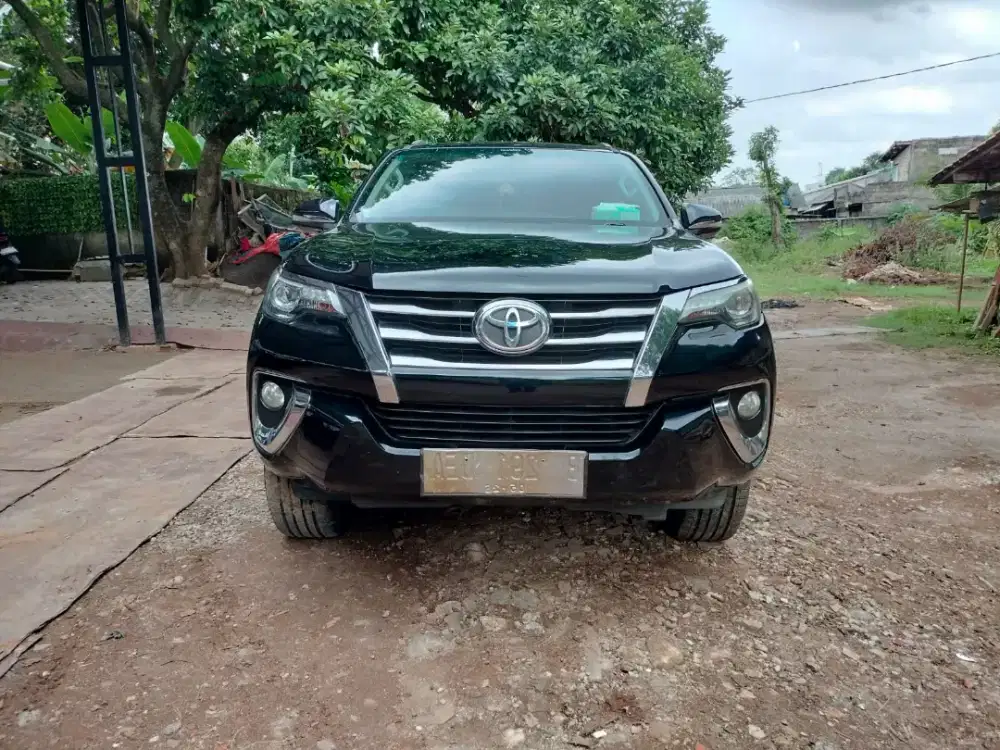 Dijual Toyota Fortuner VRZ Tetradrive 4x4