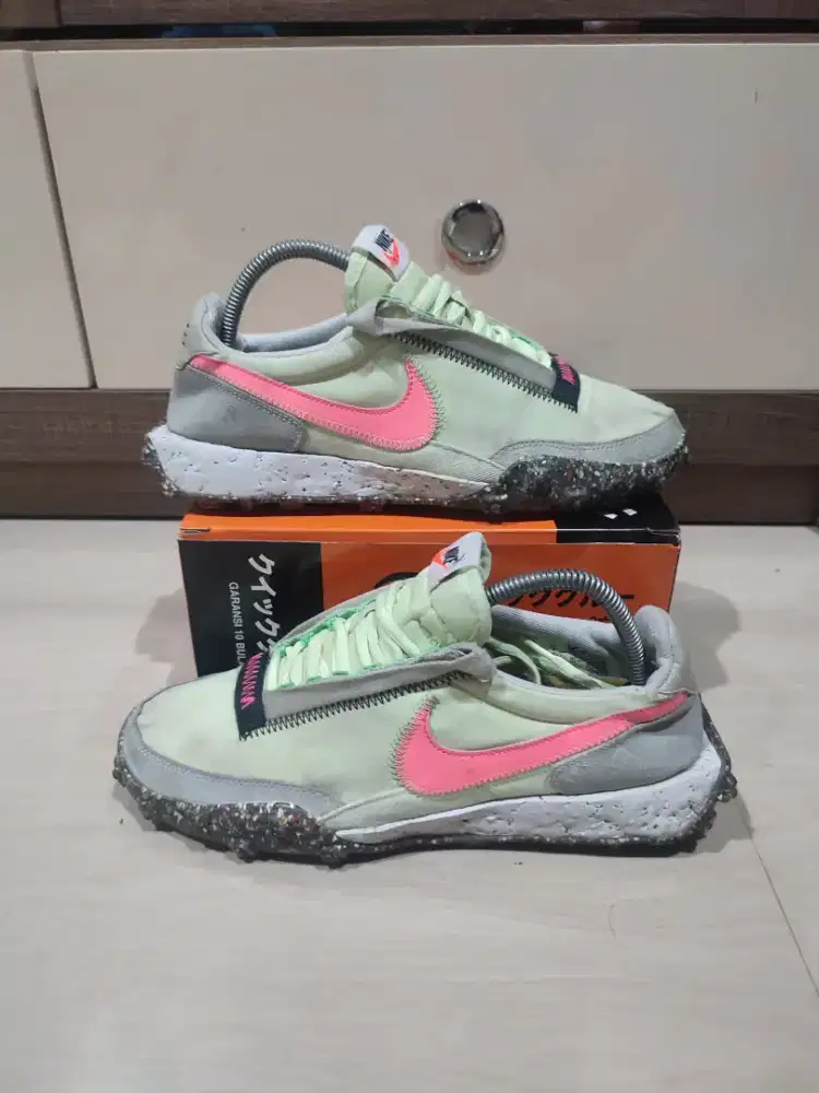 Sepatu Nike waffle preloved size 40.5