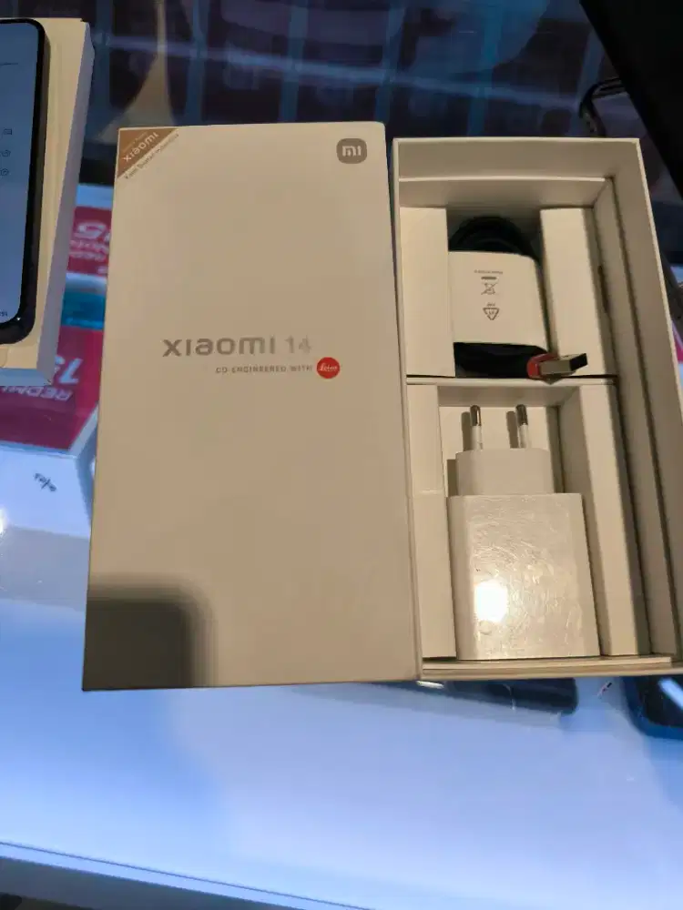 Xiaomi 14 ( Xiaomi 14 )