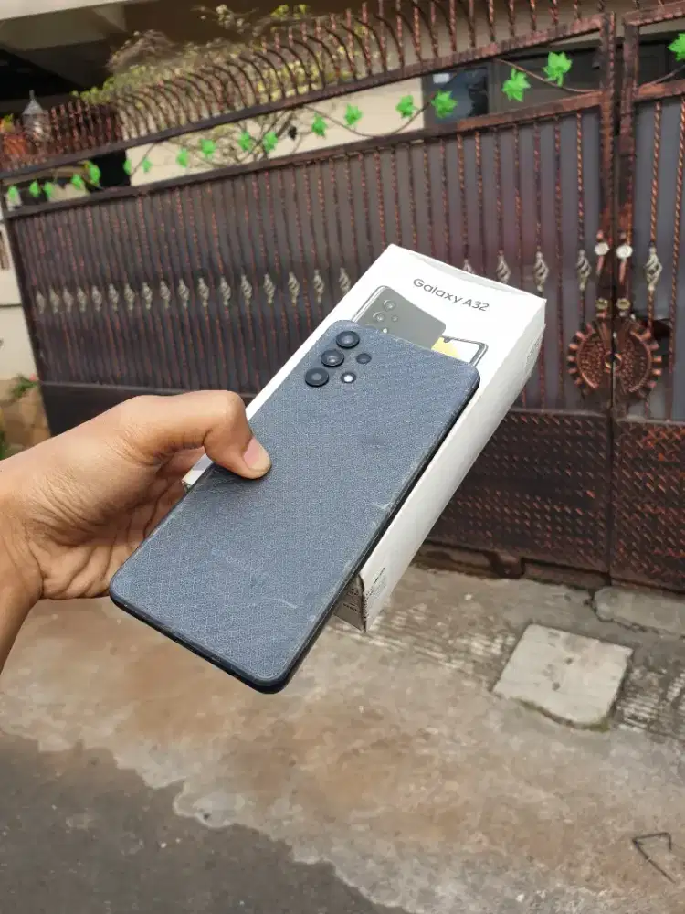 Samsung Galaxy A32. RAM 8/128 GB. Baterai 5000 MAH. Android Upgrade 13
