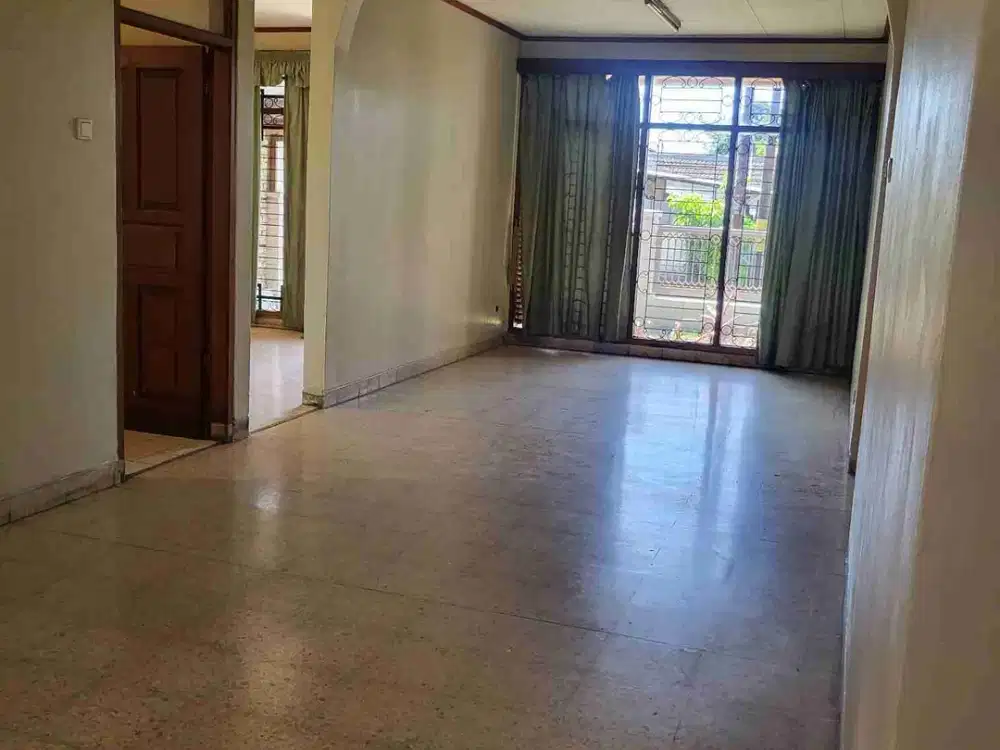 Jual Rmh tingkat Perum Cimindi Raya 3 kmr tidur Murah Terawat. Rp 2,2 M Nego