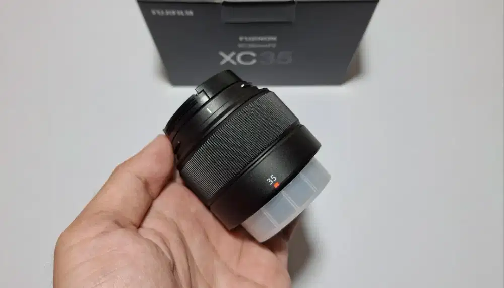 Lensa Fujifilm XC 35mm F2 likenew