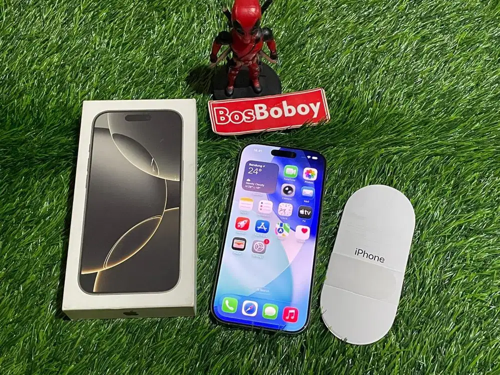 iPhone 16 pro natural titanium garansi resmi ibox bandung