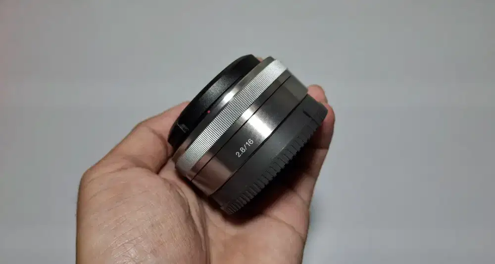 Lensa Sony E 16mm f2.8 wide mulus