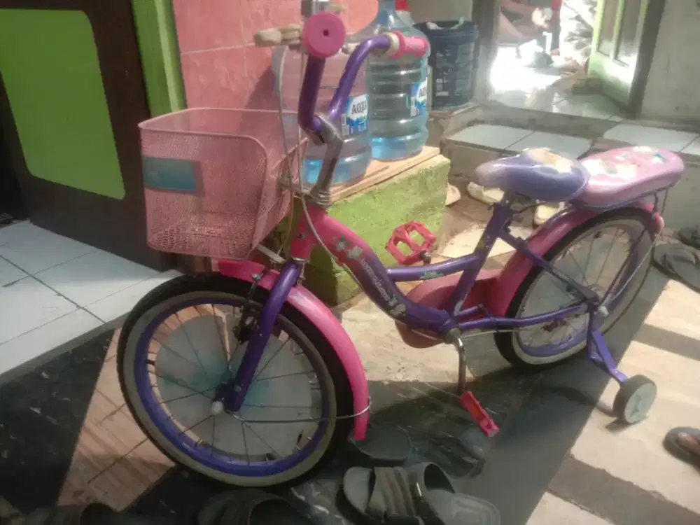Sepeda anak ukuran 18