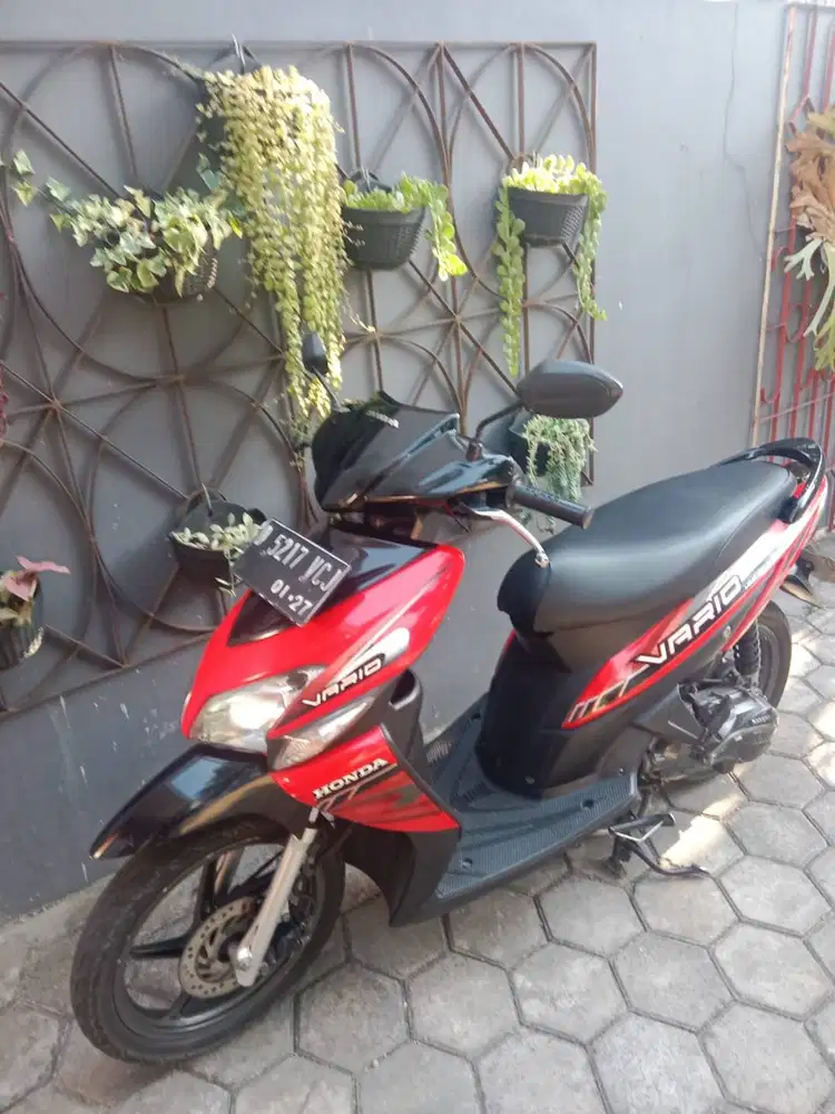 Honda Vario 2010 110cc Matic Bodi Standar Mulus Surat Lengkap + Nego