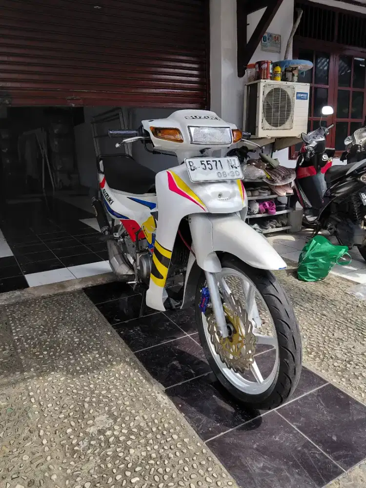Suzuki Satria R 2000
