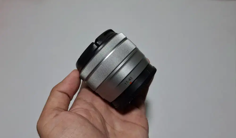 Lensa Fujifilm XC 15-45mm OIS