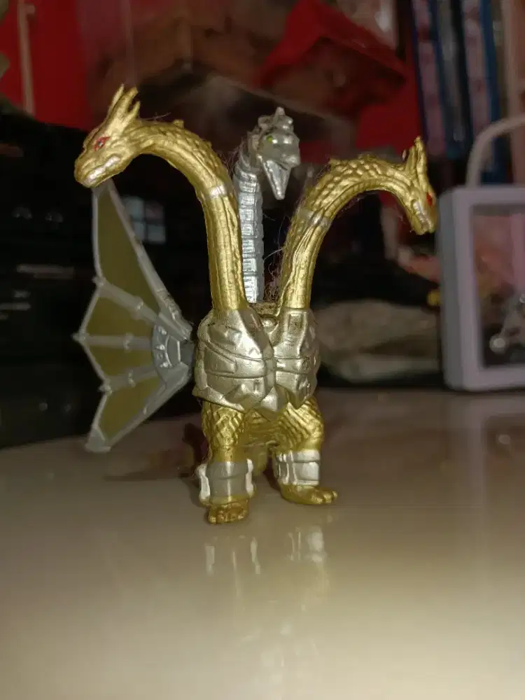 Godzilla, pokemon dan dinosaurus