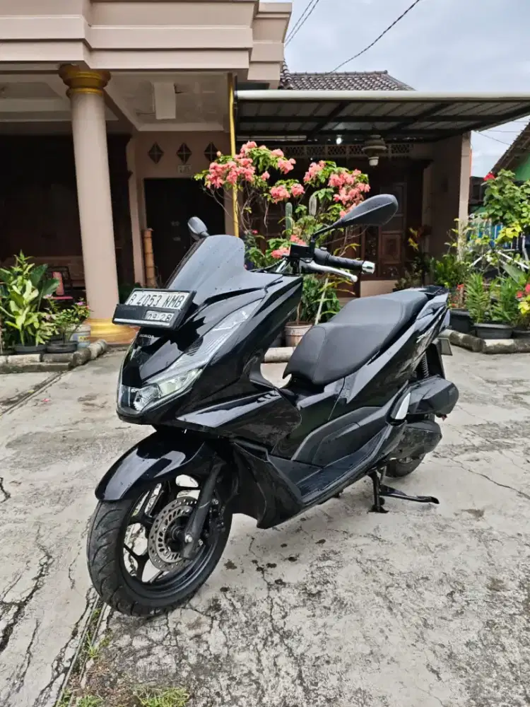 Pcx 160 2023 lengkap hidup original segel