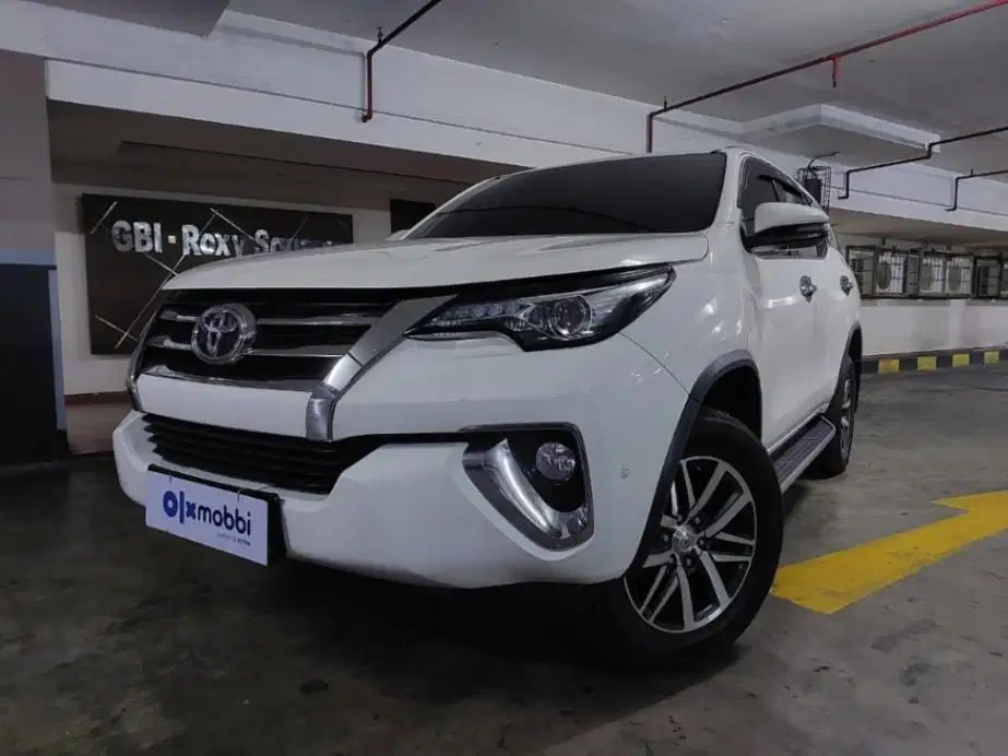 TDP 20JT, Toyota Fortuner 2.4 VRZ Solar-AT Hitam 2020