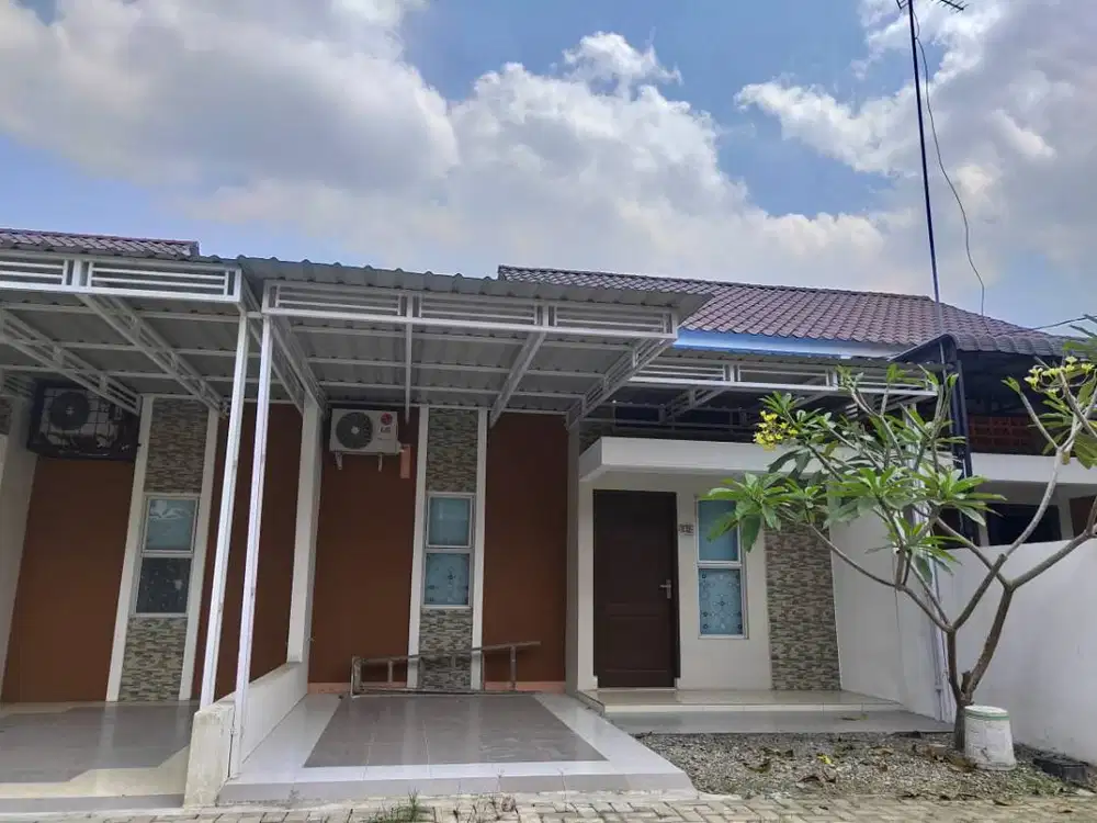 Rumah Sewa Fasilitas Lengkap Bulanan\Tahunan (Wanita)