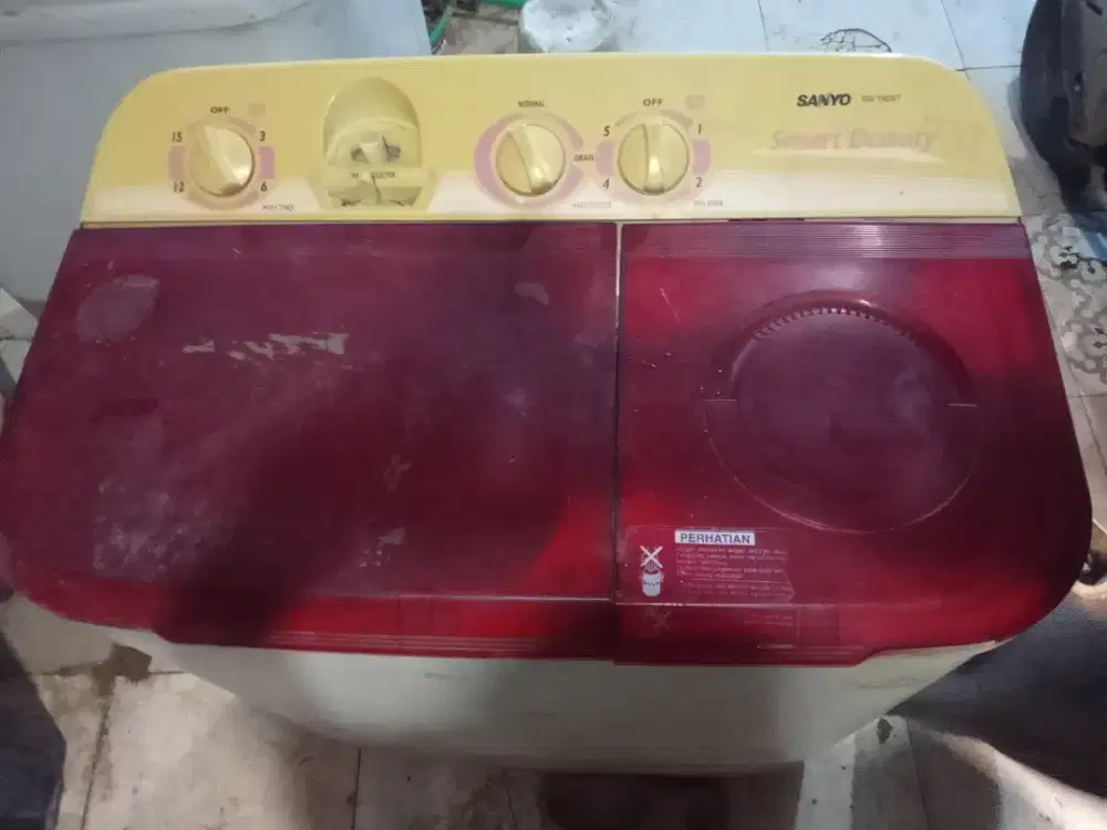 Mesin cuci merek sanyo 7 kilo normal bagus