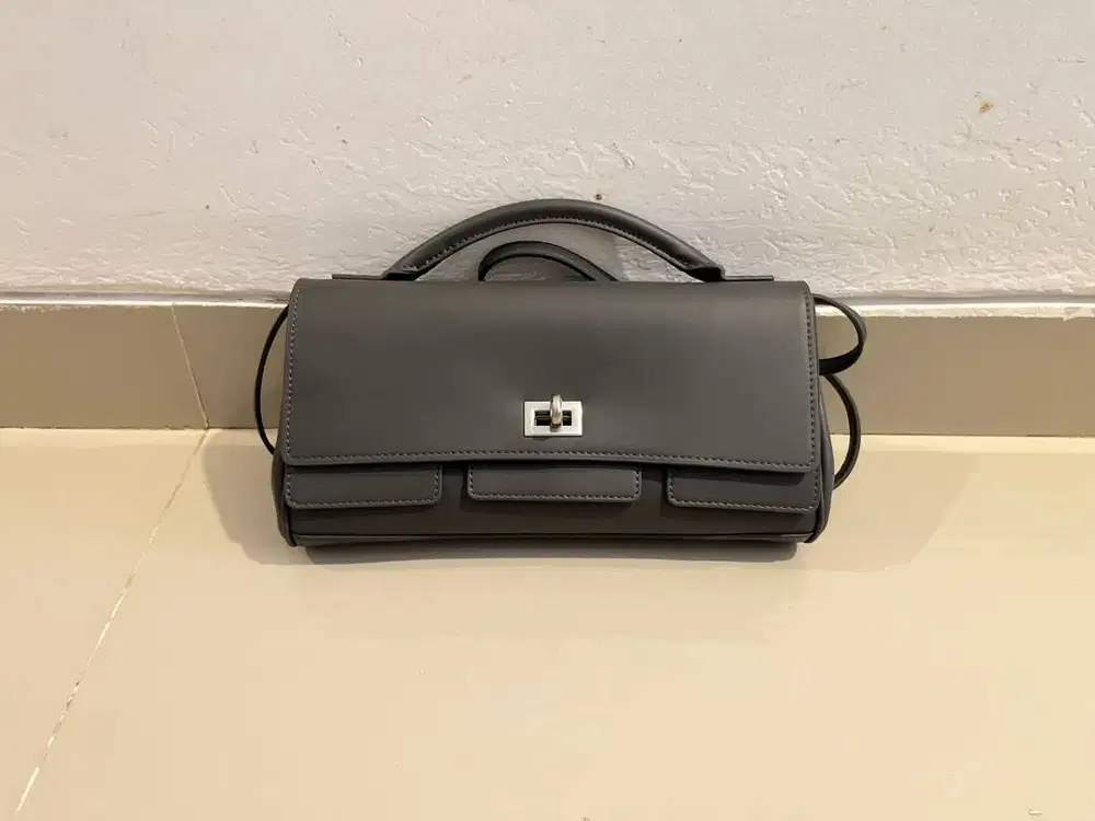 Tas wanita kulit asli