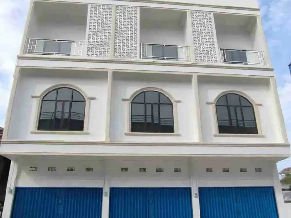 ruko baru siap Pakai 3 gandeng, 3 lantai pinggir jalan Raya SHM Di palembang
