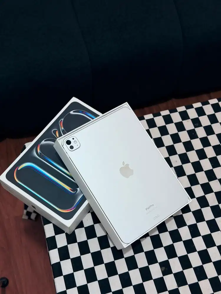 iPad Pro M4 256 GB iBox