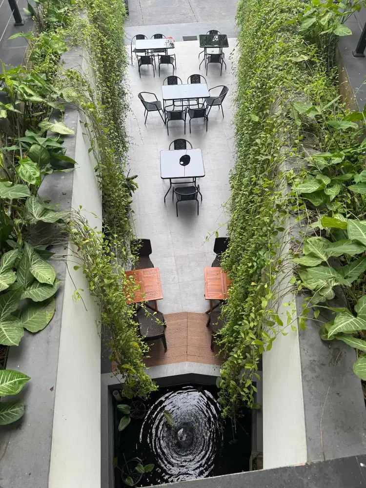 Sewa ruko / kantor / gerai F&B elegan di Graha Raya District52