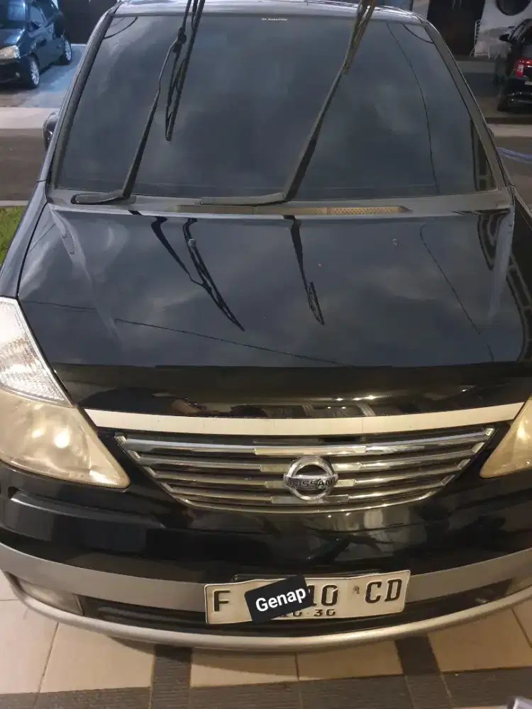 Nissan Serena HWS 2012