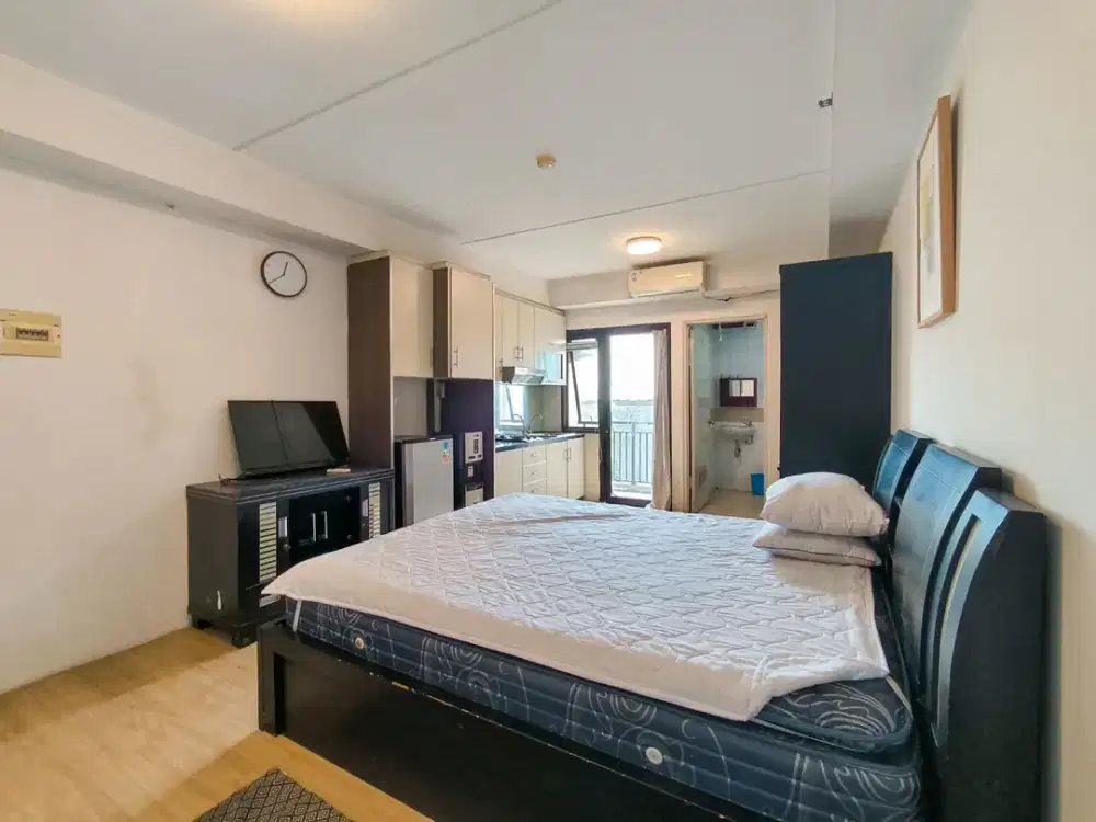 Apartemen Strategis 10 Mnt ke Living Plaza Jababeka Siap Huni J-42003