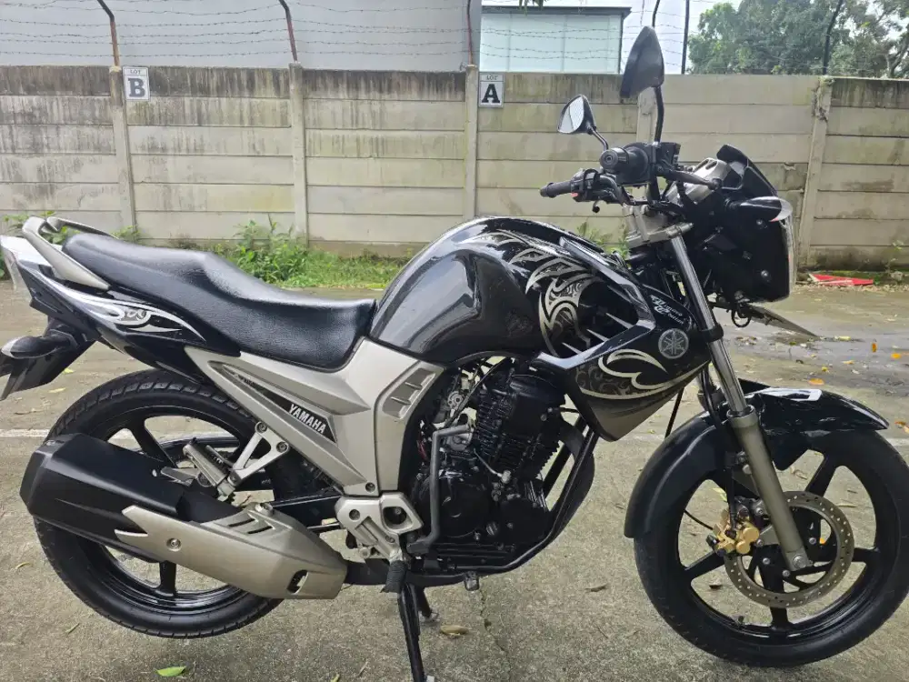 SCORPIO Limited Edition Batik