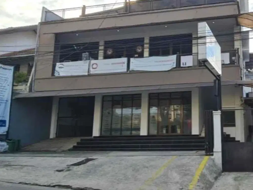 jual ruang usaha sekaligus tempat tinggal posisi mainroad bandung utara sukasari sukahaji