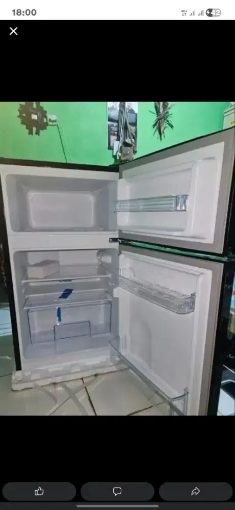 Kulkas Changhong 2 Pintu 108 liter black