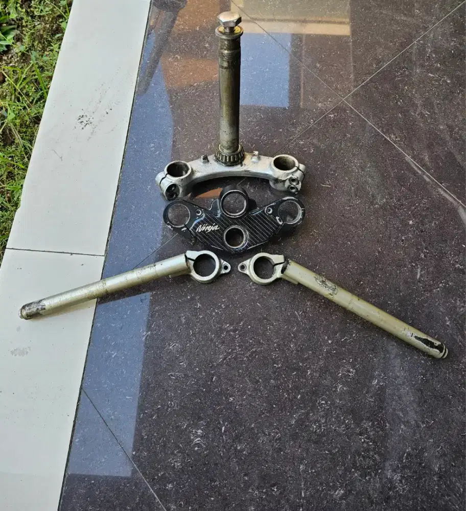 Segitiga / Triple Clamp Stang Ninja 150 RR