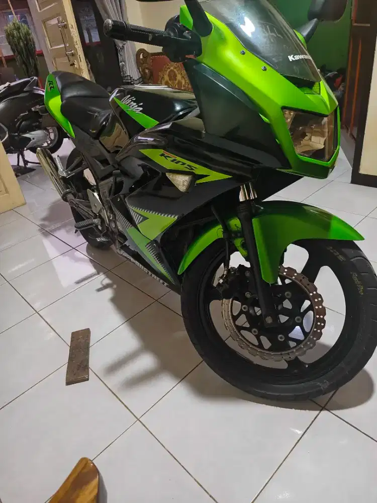 ninja rr warna hijau  2014 registrasi 2015
