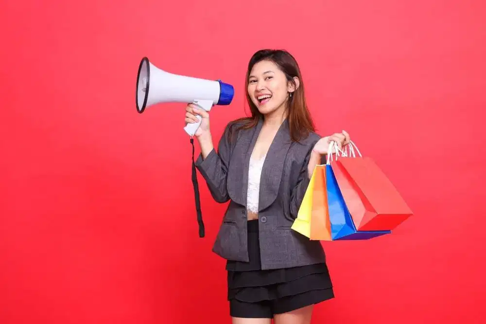 Dibutuhkan segera Freelance SPG BAZAAR