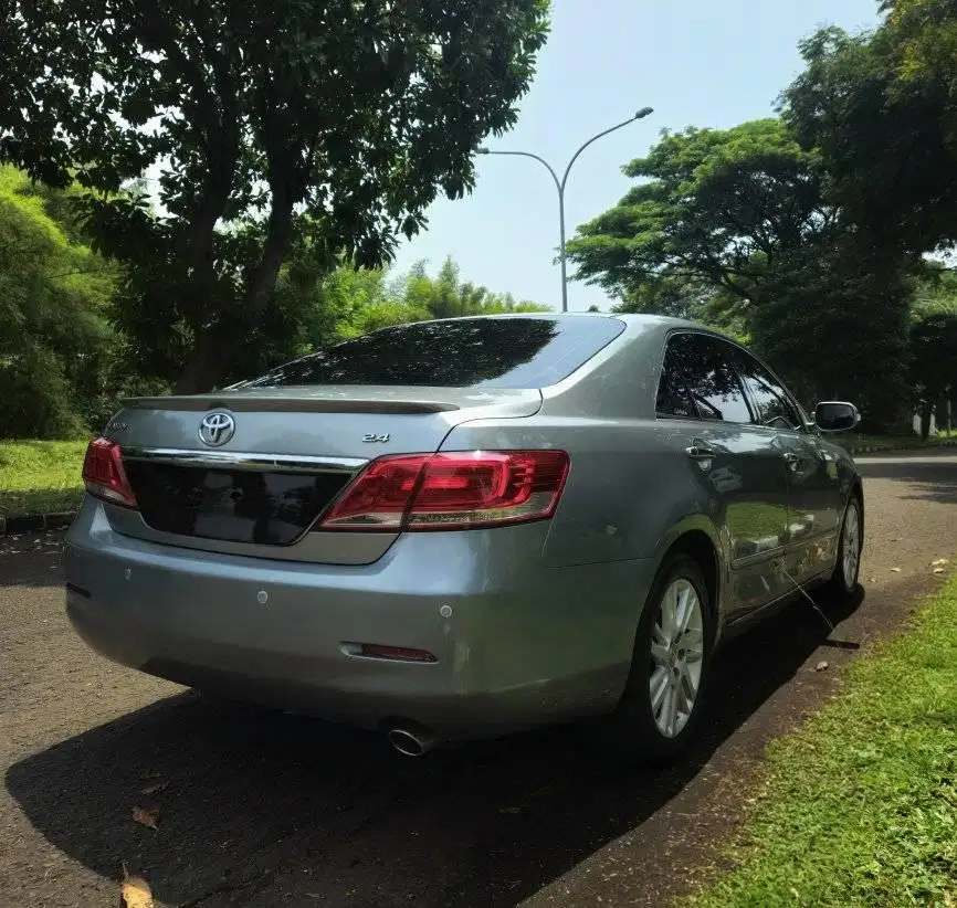toyota Camry V 2.4 # jazz yaris avanza