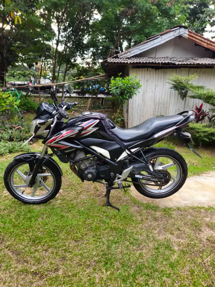 Honda CB150R old K15