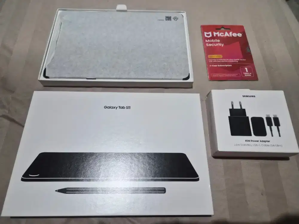 Galaxy Tab S11 samsung 12/256 grey