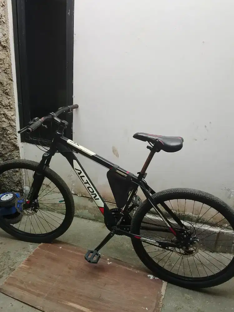 Sepeda gunung oper gigi UK 26