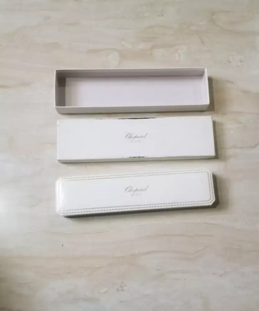 Kotak Box jam chopard authentic