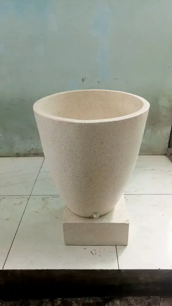 Jual ember keramik masih layak pakai