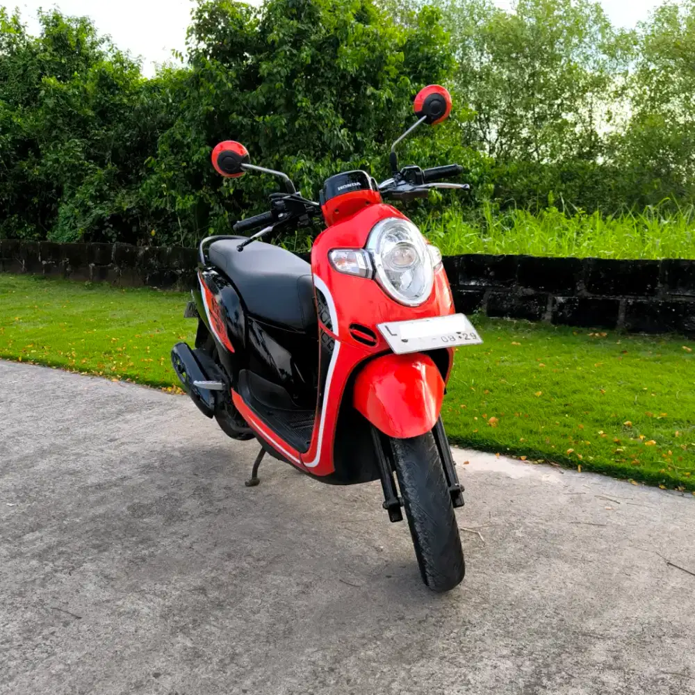 Honda Scoopy ISS 2019 Mulus