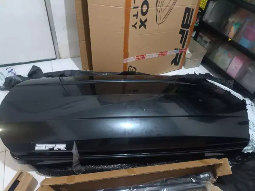 Bagasi mobil Roofbox BFR