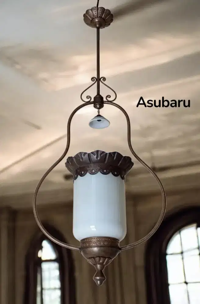 Lampu gantung kuningan