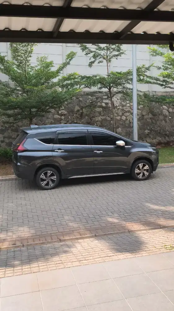 Xpander Ultimate Tahun 2021 Abu2