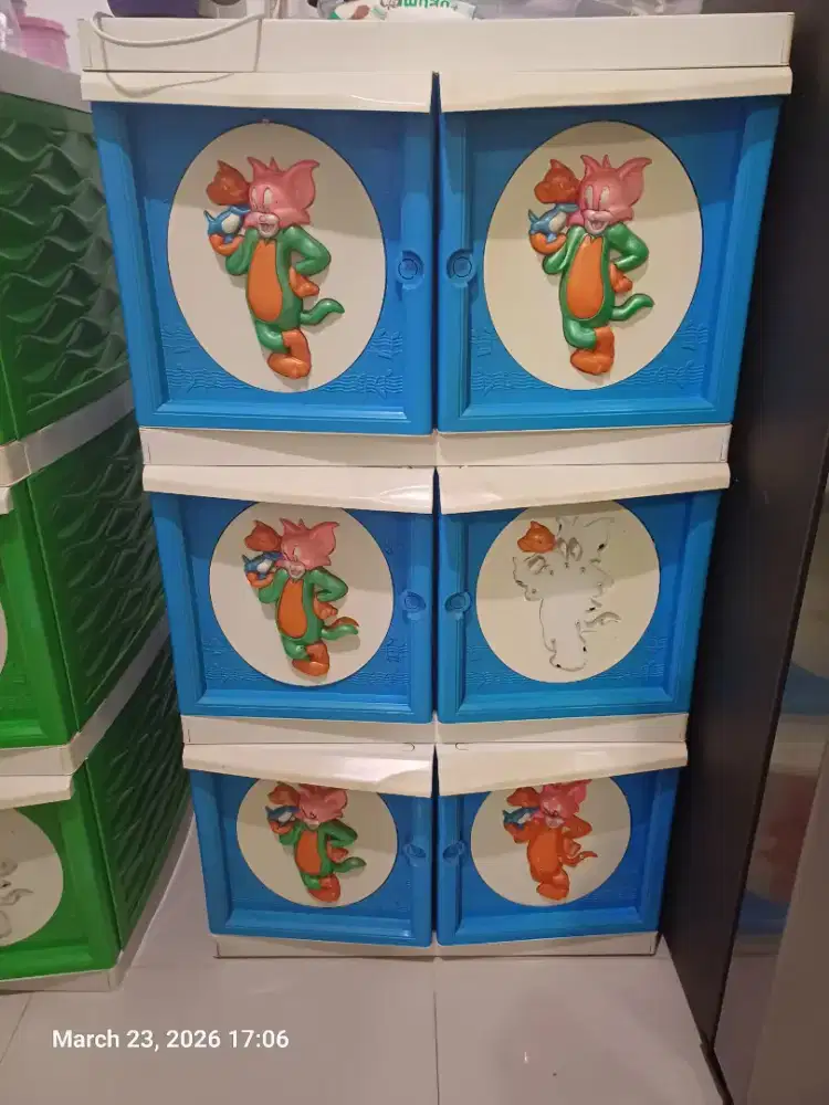 Dijual.lemari plastik kondisi bagus