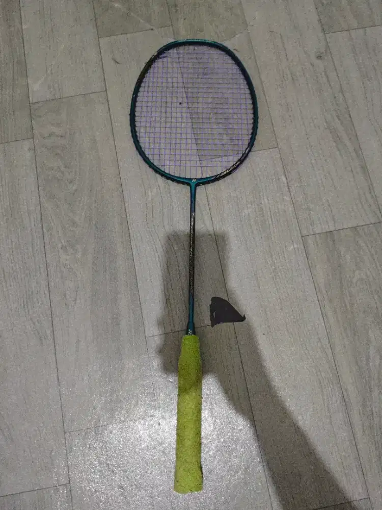 yonex nanoray 70 light