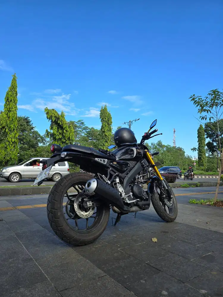 Jual Yamaha XSR 2425