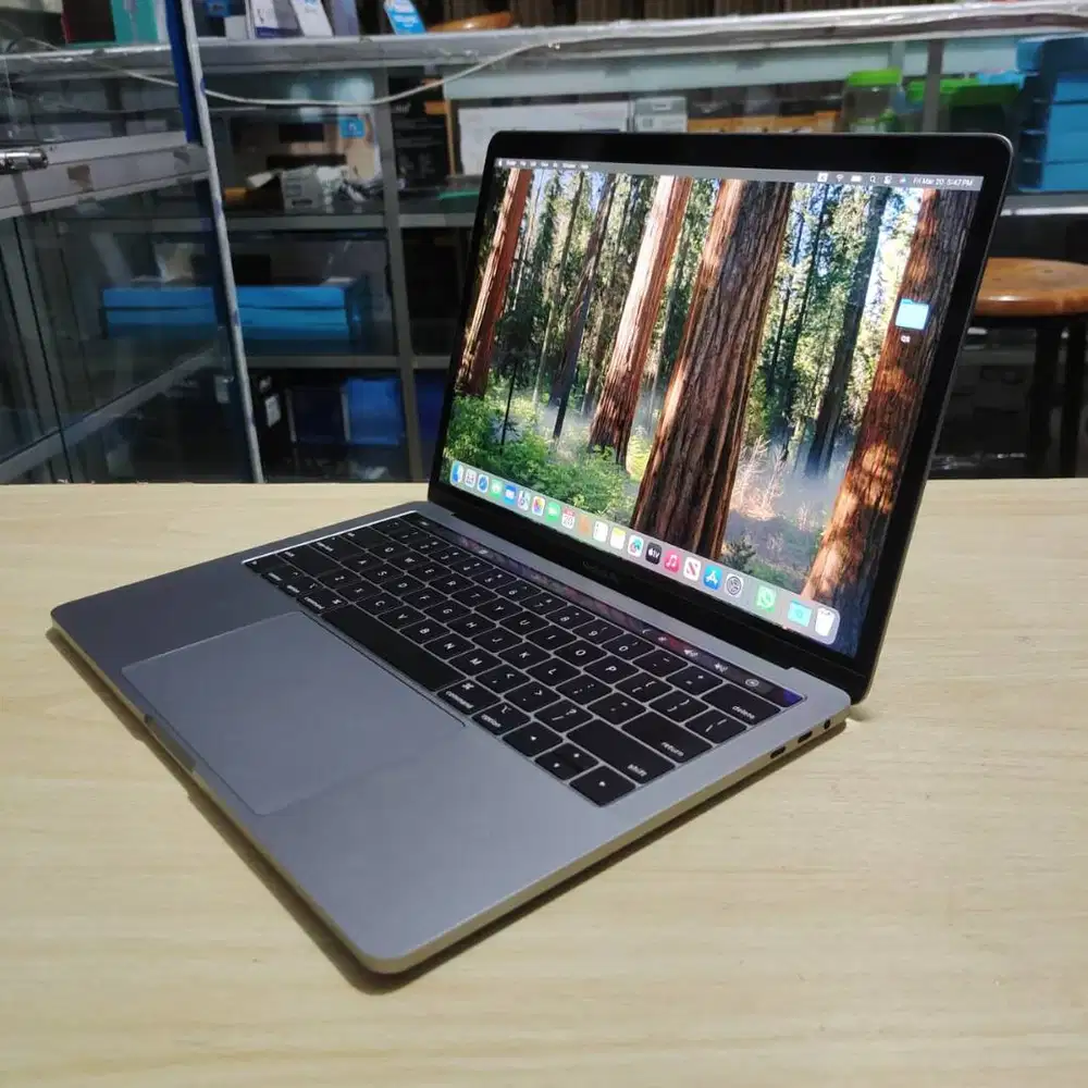 Apple Macbook Pro Retina Touchbar 2019 Ram 16gb SSD 512GB Grade A Mulu